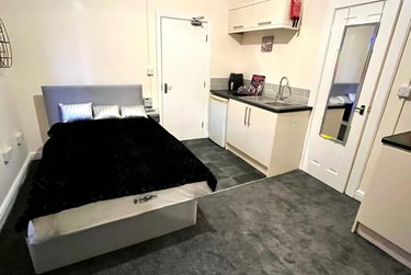 1 bed house, Halton, Harehills, Leeds, LS157RN - Image 1