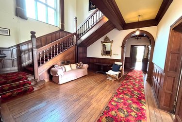 7 bed house, 400 Shadwell Lane, Moortown, Leeds, LS178AW - Image 2