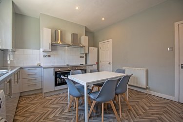 1 bed house, Langdale Terrace, Kirkstall, Leeds, LS63DY - Image 12