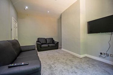 1 bed house, Langdale Terrace, Kirkstall, Leeds, LS63DY - Image 14