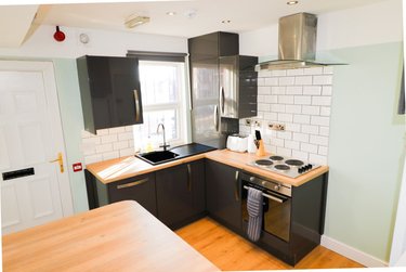 4 bed house, Leslie Terrace, Rampart Road, Leeds, LS62PR - Image 3