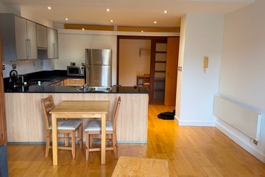 1 bed flat, 1 Dock Street, City Centre, Leeds, LS101NB - Image 2