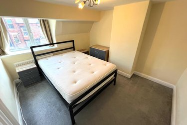 2 bed house, Woodside Terrace, Burley, Leeds, LS42QT - Image 8