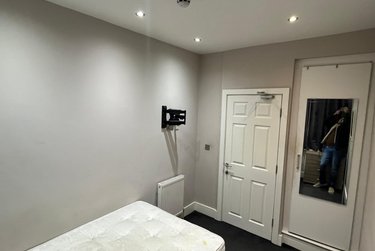 1 bed house, Room 4, 86 Hough Lane, Bramley, Leeds, LS133PT - Image 5