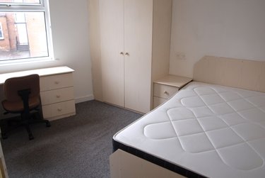 7 bed house, Kendal Lane, Woodhouse, Leeds, LS31AS - Image 8