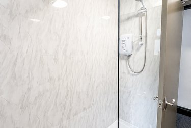 2 bed flat, 168 Austhorpe Road, Harehills, Leeds, LS158EF - Image 7