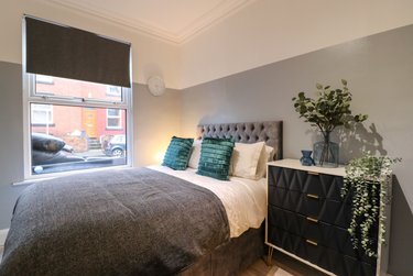 4 bed house, Carberry Place, Burley, Leeds, LS61QJ - Image 2