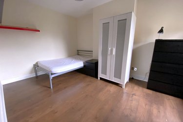 5 bed house, Guildford Road, Wincheap, Canterbury, CT13QD - Image 2