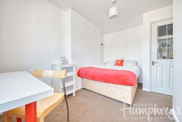 5 bed house, Mead Way, St Stephens, Canterbury, CT28BB - Image 8