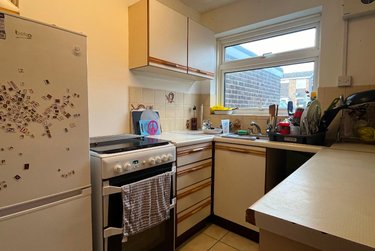 5 bed house, Kemsing Gardens, Hales Place, Canterbury, CT27RF - Image 4