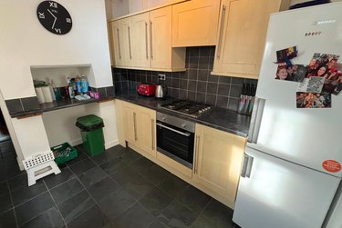 1 bed house, Tudor Road, Wincheap, Canterbury, CT13SY - Image 2