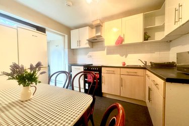 5 bed house, Downs Road, Hales Place, Canterbury, CT27TW - Image 2