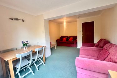 5 bed house, Kemsing Gardens, Hales Place, Canterbury, CT27RF - Image 6