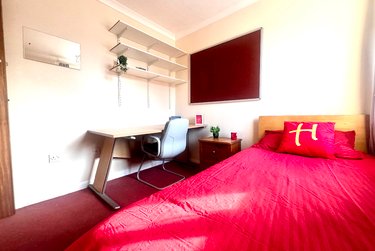 5 bed house, Kemsing Gardens, Hales Place, Canterbury, CT27RF - Image 13