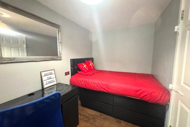 7 bed house, Tenterden Drive, Hales Place, Canterbury, CT27BJ - Image 10