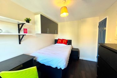 5 bed house, Montfort Close, Hales Place, Canterbury, CT27DA - Image 9