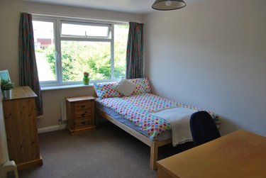 1 bed house, Headcorn Drive, Hales Place, Canterbury, CT27TR - Image 1