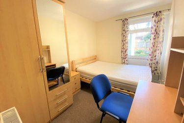 4 bed house, Ulcombe Gardens, Hales Place, Canterbury, CT27QZ - Image 11