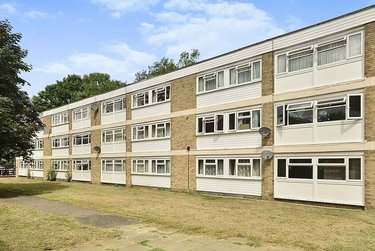 3 bed flat, Long Meadow Way, Hales Place, Canterbury, CT27DG - Image 6