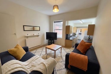 5 bed house, Croydon Road - Copy, Selly Park, Birmingham, B297BP - Image 1