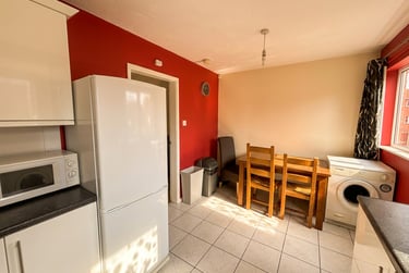 2 bed house, Kittiwake Mews, Lenton, Nottingham, NG72DH - Image 2