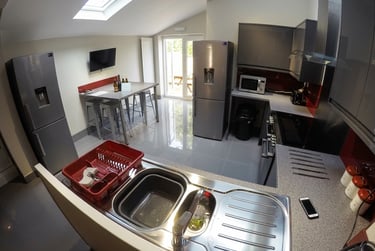 6 bed house, Heeley Road, Selly Park, Birmingham, B296DP - Image 3