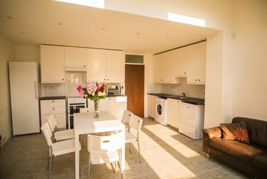 5 bed house, Metchley Drive - 5 bed, Harborne, Birmingham, B170LA - Image 1