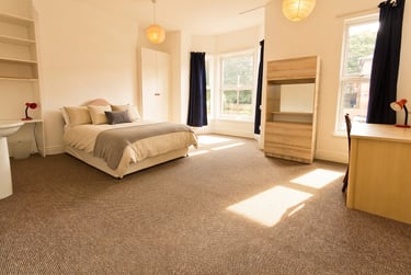5 bed flat, Forest Road West F 1 - 5 Bed Bills Inc, Arboretum, Nottingham, NG74ER - Image 7
