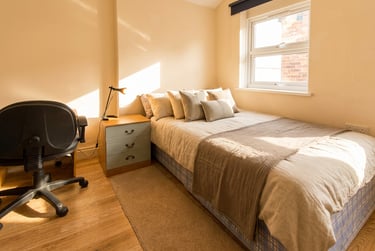 5 bed flat, Forest Road West F 1 - 5 Bed Bills Inc, Arboretum, Nottingham, NG74ER - Image 8