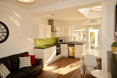 5 bed house, Gleave Road - 5 bed, Selly Park, Birmingham, B296JW - Image 1