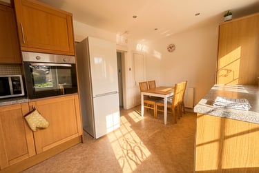 2 bed house, Abbey Bridge, Lenton, Nottingham, NG72NH - Image 3