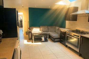 5 bed house, Warwards Lane - Copy, Stirchley, Birmingham, B297RA - Image 1