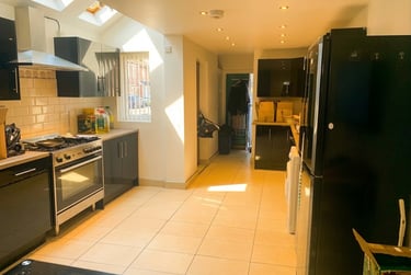 5 bed house, Warwards Lane - Copy, Stirchley, Birmingham, B297RA - Image 2