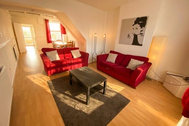 3 bed house, Humber Road - 4740, Beeston, Nottingham, NG92EX - Image 1