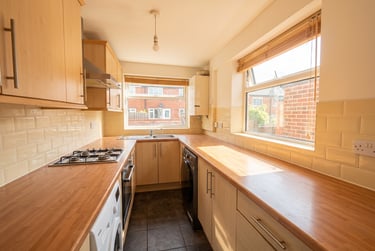 3 bed house, Cromwell Street - 3 Bed, Arboretum, Nottingham, NG74GL - Image 1