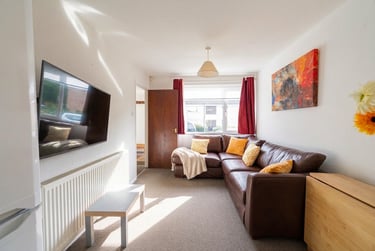 5 bed house, Leahurst Crescent - Copy, Harborne, Birmingham, B170LD - Image 3