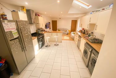 5 bed house, Teignmouth Road - Copy, Selly Park, Birmingham, B297AY - Image 3