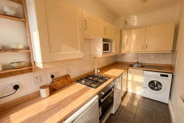 4 bed house, Elmsthorpe Avenue, Lenton, Nottingham, NG72BU - Image 2