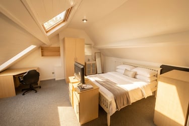 4 bed house, Elmsthorpe Avenue, Lenton, Nottingham, NG72BU - Image 3