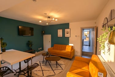 6 bed house, Teignmouth Road - Copy, Selly Park, Birmingham, B297BA - Image 1