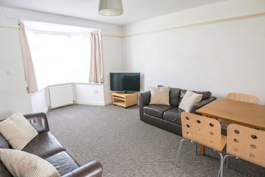 3 bed house, Poole Crescent - Copy, Harborne, Birmingham, B170PD - Image 3