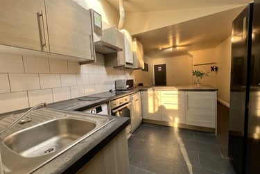 5 bed house, George Road - 5 bed, Selly Park, Birmingham, B296AH - Image 1