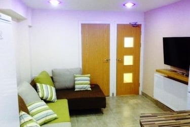 12 bed house, Hubert Road, Selly Park, Birmingham, B296ET - Image 5