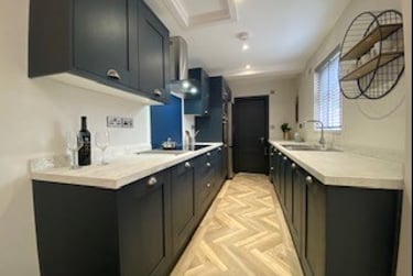 5 bed house, Sefton Road, City Centre, Birmingham, B169DR - Image 2