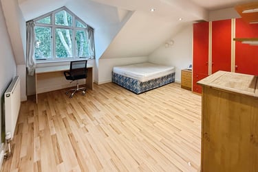 5 bed flat, Chapel Court, Lenton, Nottingham, NG71HP - Image 5