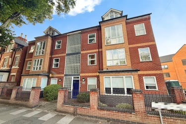 5 bed flat, Chapel Court, Lenton, Nottingham, NG71HP - Image 13