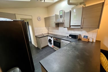 6 bed house, George Road, Selly Park, Birmingham, B296AH - Image 3