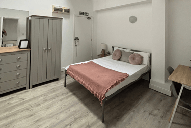 3 bed flat, Flat 6 Foxrose Court, Hockley, Nottingham, NG31JB - Image 5