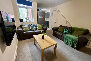 6 bed house, Heeley Road, Selly Park, Birmingham, B296EN - Image 1