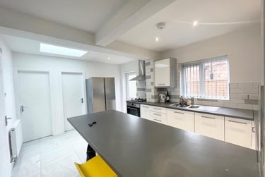 6 bed house, Coventry Road, Beeston, Nottingham, NG92EG - Image 3